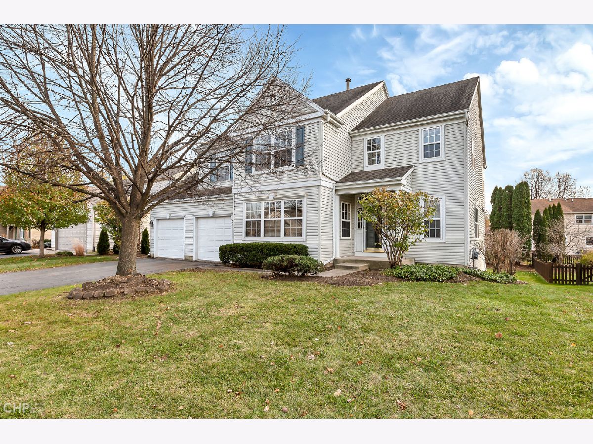 Homes Sold Braeburn Crystal Lake Illinois, 633 Lochwood