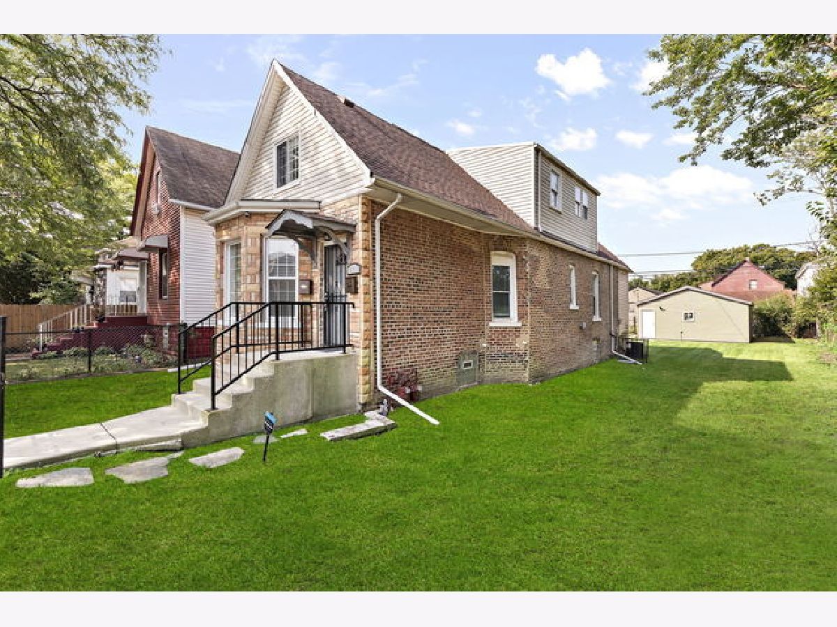 Rented Chicago Illinois, 9208 Dobson