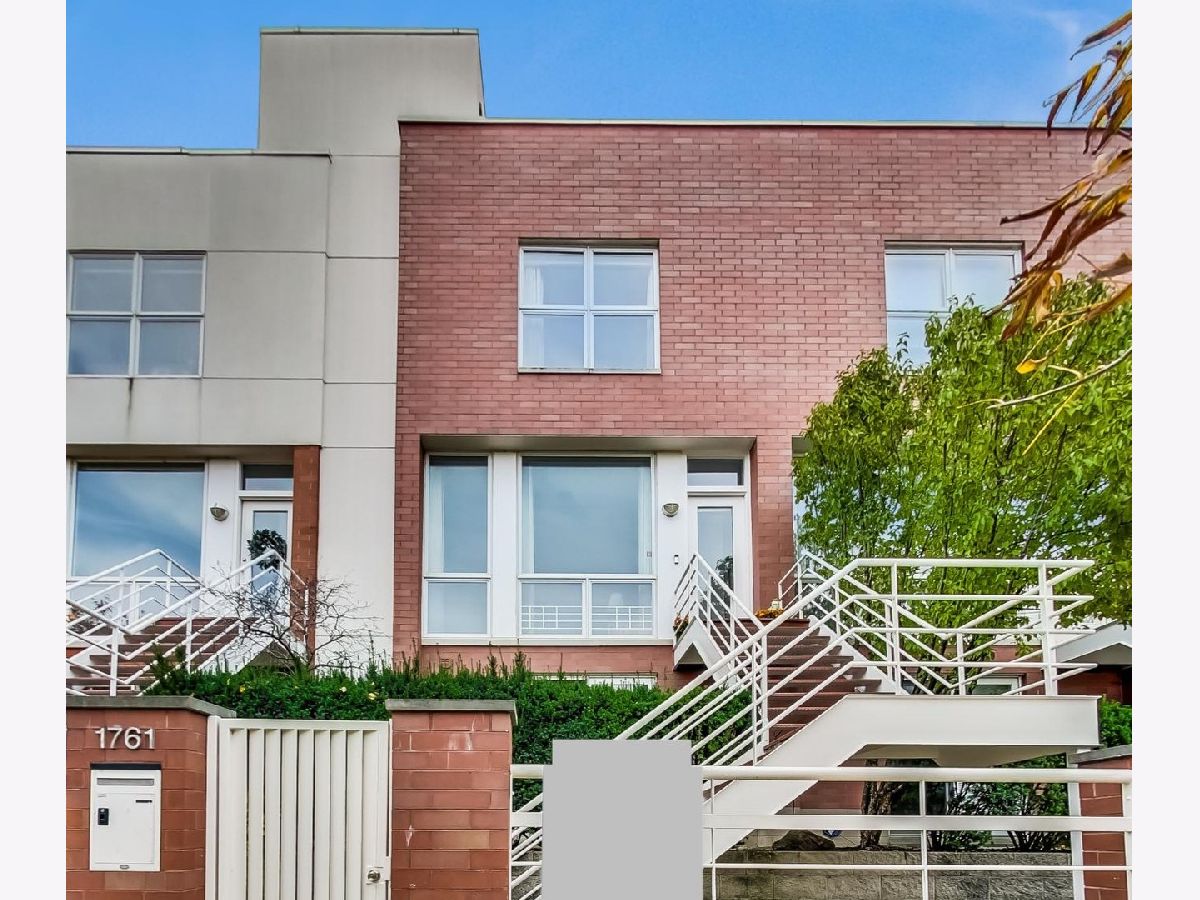 Townhomes & Homes Sold Wellington Park Chicago Illinois, 1761 Wellington