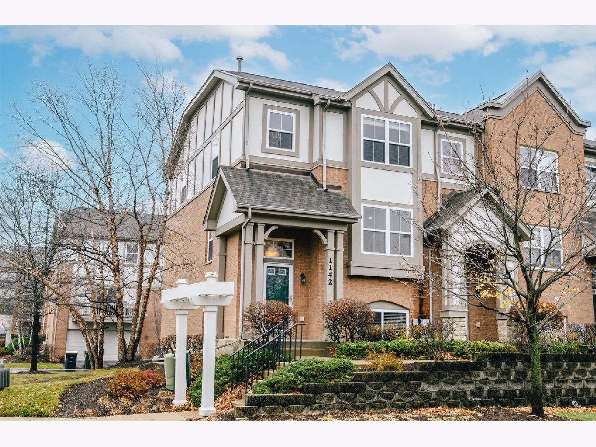 Townhomes Sold Claremont Ridge Palatine Illinois, 1142 Claremont