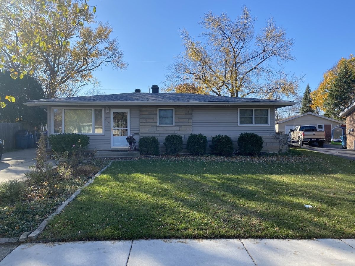 Homes Sold Normandy Manor Addison Illinois, 249 La Porte