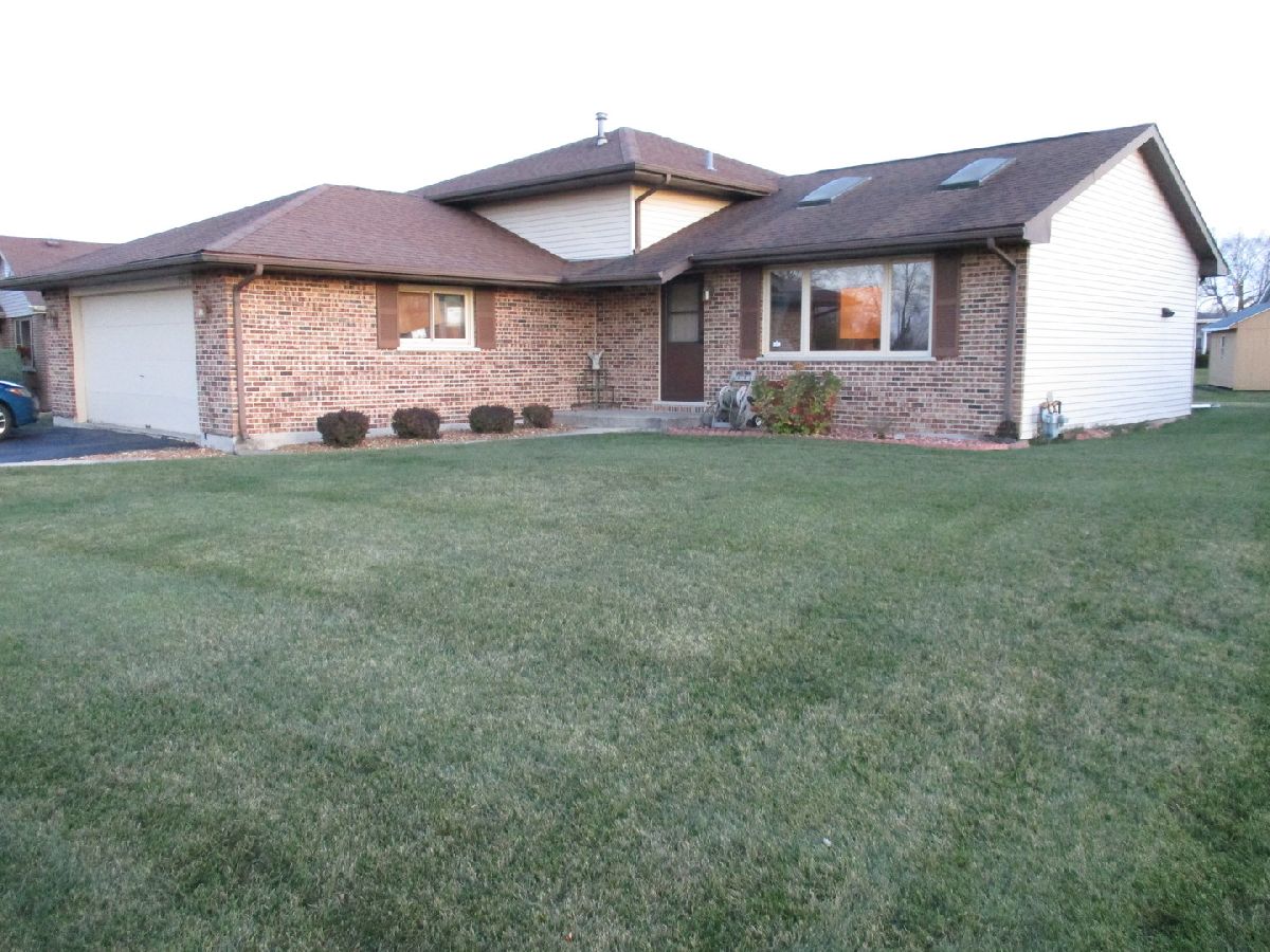 Homes Sold Lakewood Manor Richton Park Illinois, 22425 Amy