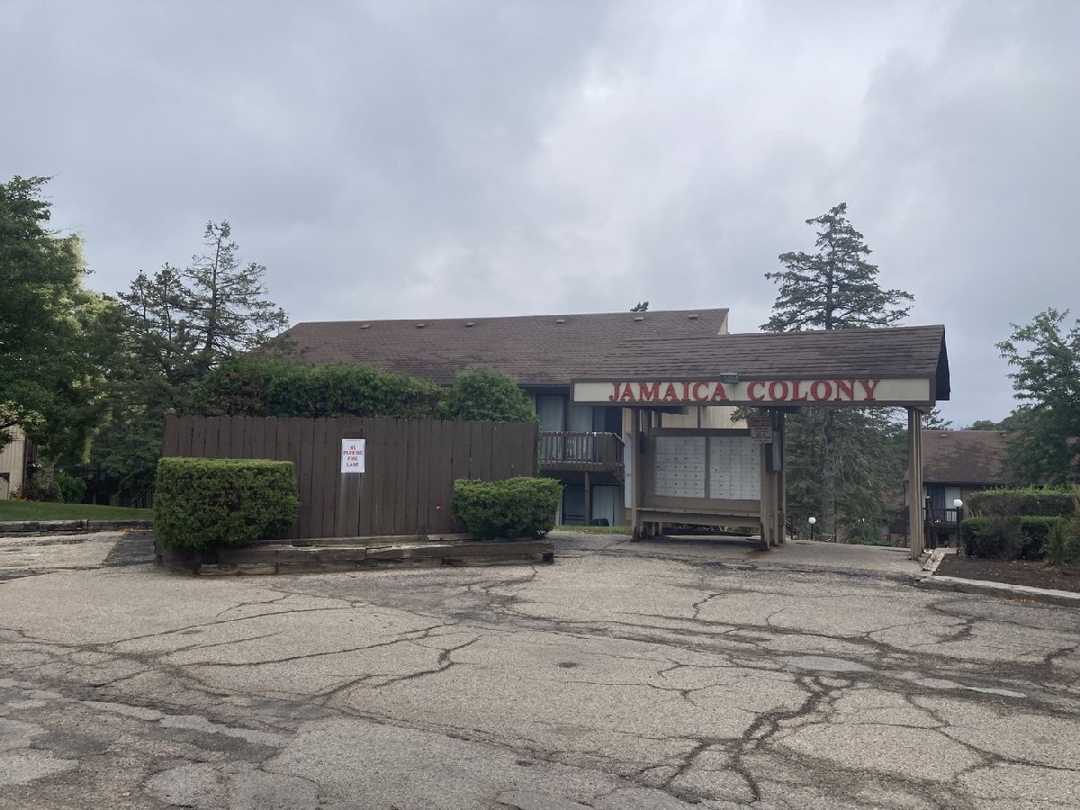 Condos & Townhomes Rented Vacation Village Fox Lake Illinois, 23 Jamaica Colony