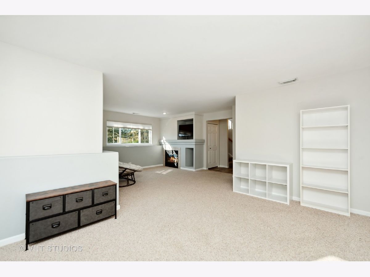 643 Cary Woods Circle, Cary, Illinois 60013 MLS 11677214 WinterCohen