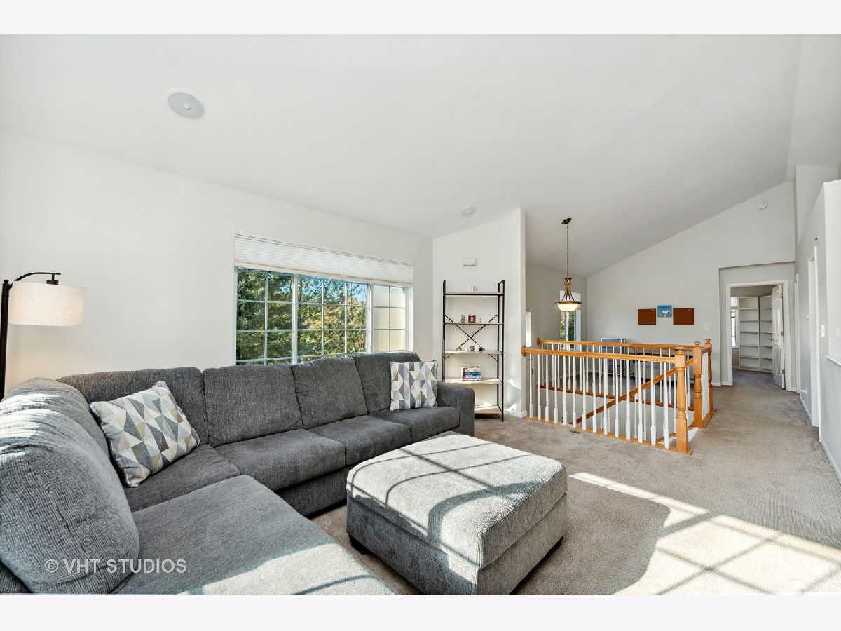 643 Cary Woods Circle, Cary, Illinois 60013 MLS 11677214 WinterCohen