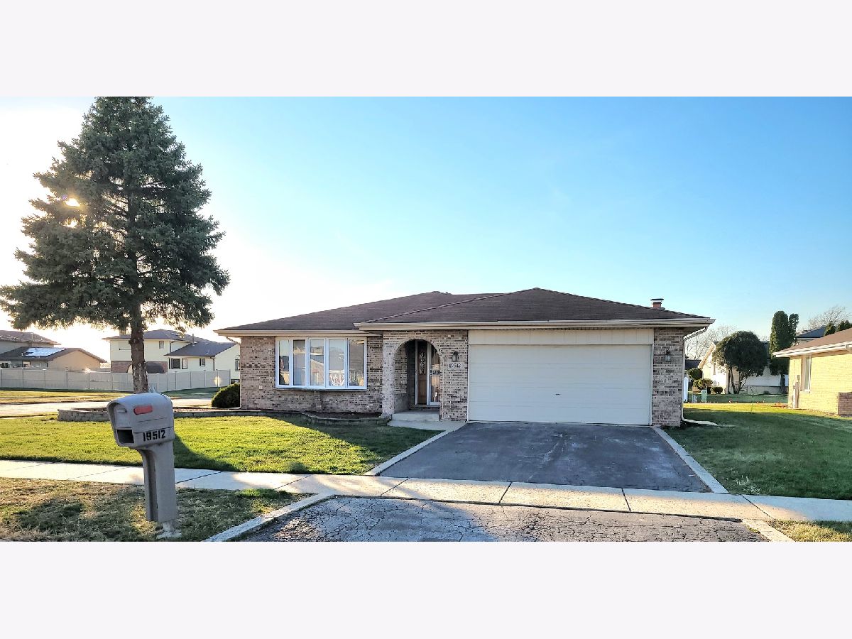 Homes Sold Oakwood Manor Lynwood Illinois, 19512 Sequoia