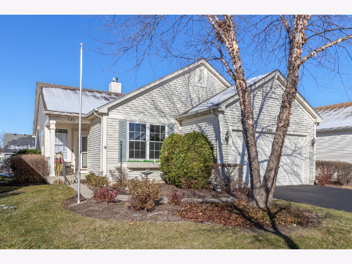 Carillon North Grayslake IL, Townhomes & Homes For Sale & For Rent