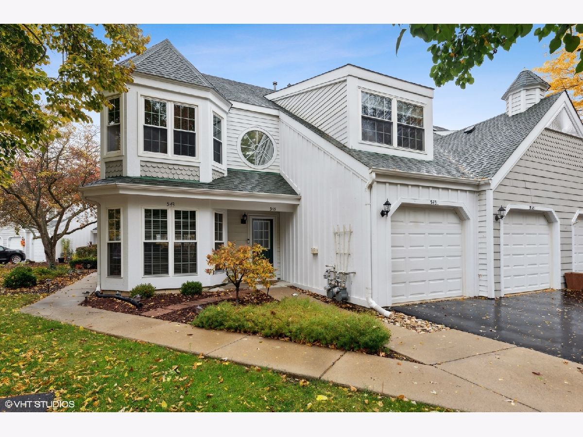 Townhomes & Condos & Homes Sold Lakepointe Wauconda Illinois, 545 Marina