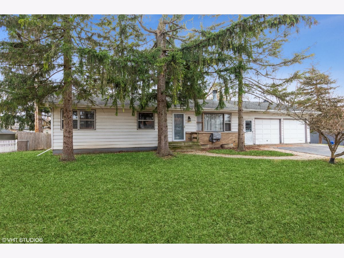 Homes Sold Lakewood Estates Carpentersville Illinois, 1403 Plainview