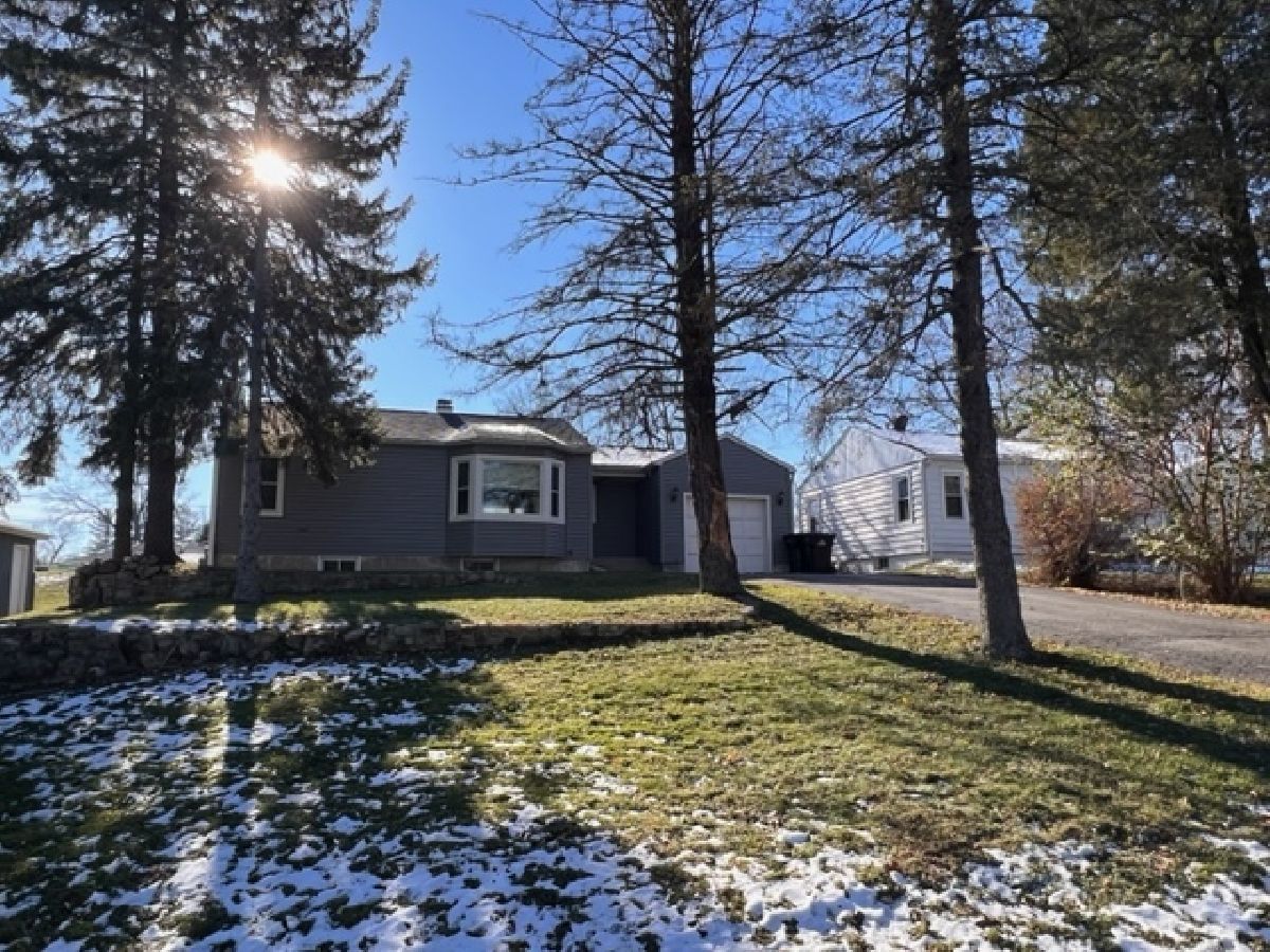 Homes Rented Highland Shores Wonder Lake Illinois, 9015 Acorn Path