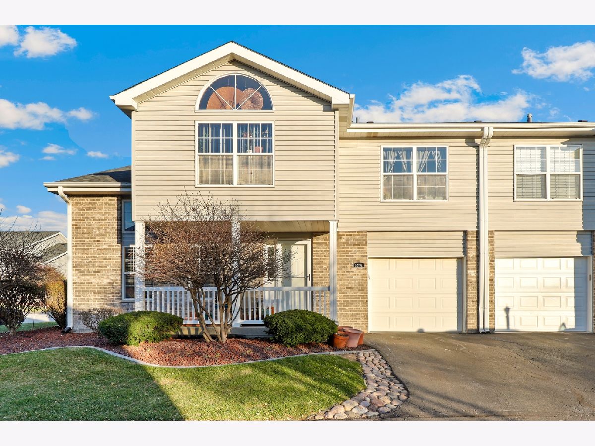 Townhomes & Condos Sold Diamonds Of Oak Forest Oak Forest Illinois, 5279 Diamond