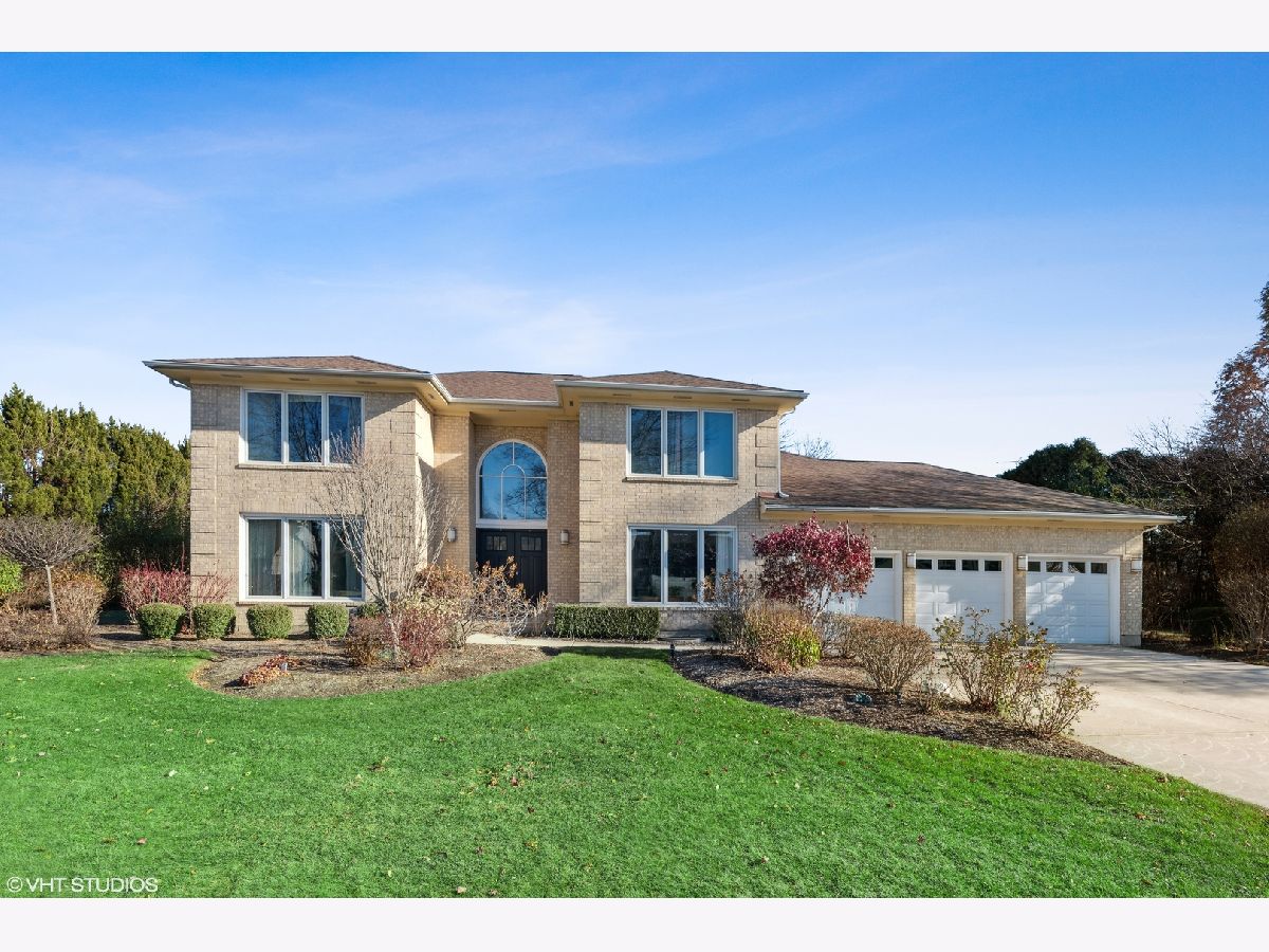 Homes Sold Westchester Buffalo Grove Illinois, 1205 Hidden Lake