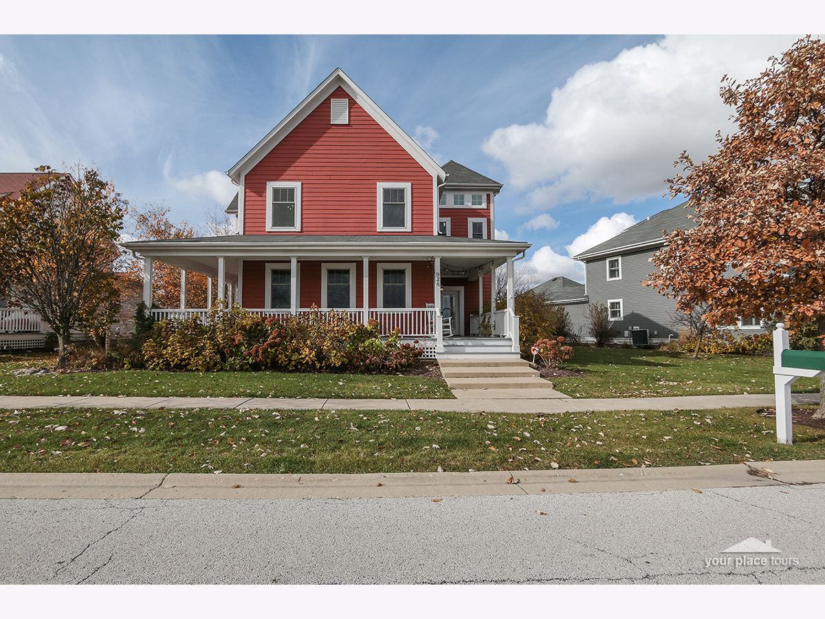 Homes & Condominiums Rented Prairie Crossing Grayslake Illinois, 928 Shootingstar