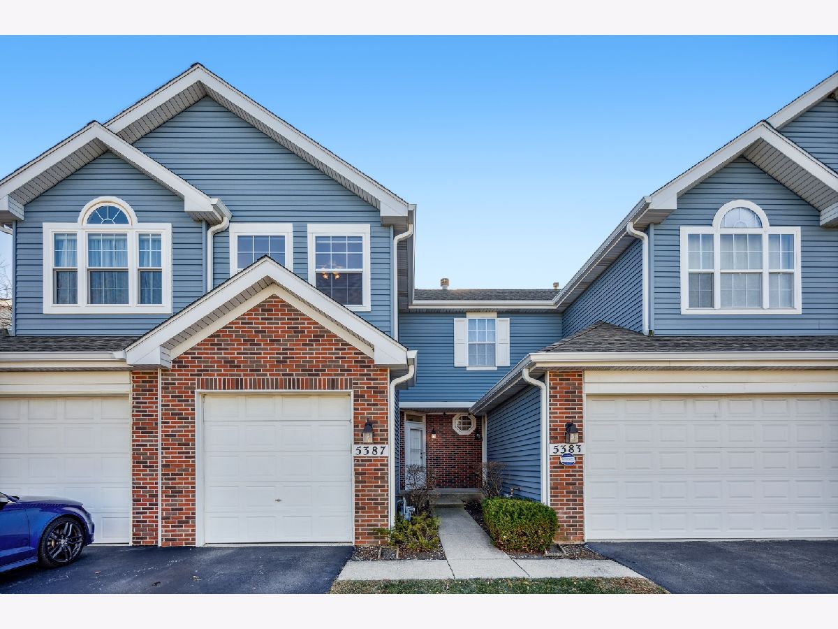 Townhomes Sold Elizabeth Place Rolling Meadows Illinois, 5387 Elizabeth
