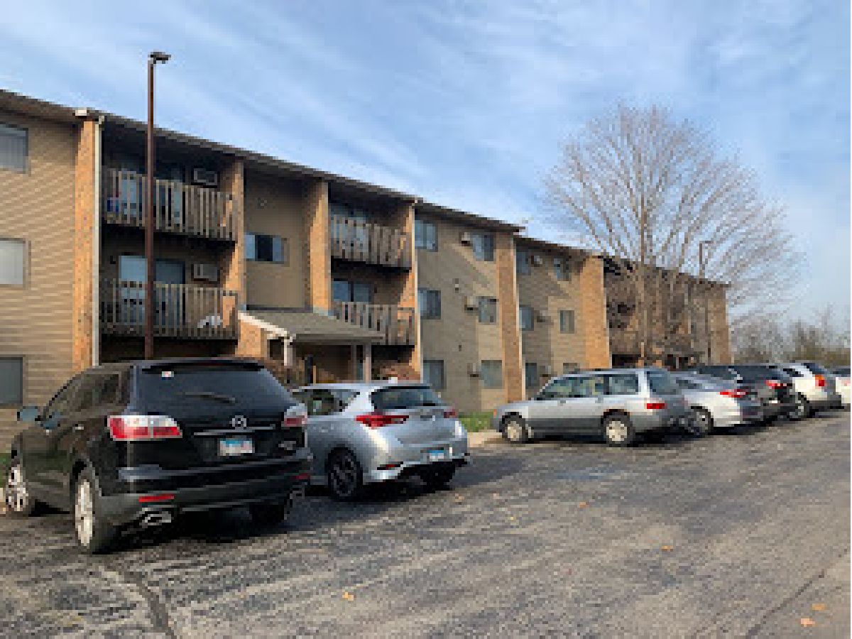 Condominiums Sold Virginia Road Condominiums Crystal Lake Illinois, 651 Virginia