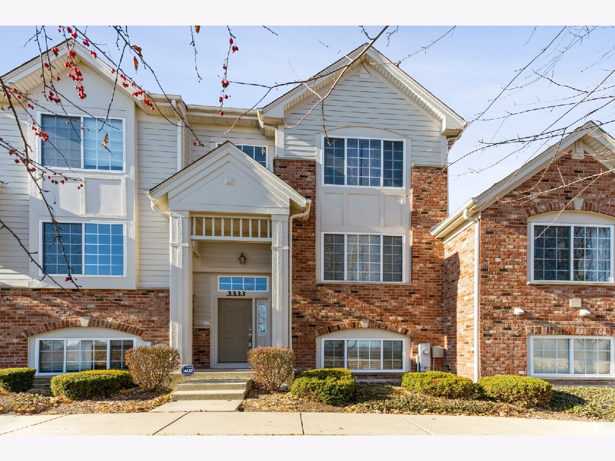 Townhomes & Condos Sold West Ridge Elgin Illinois, 3333 Cameron