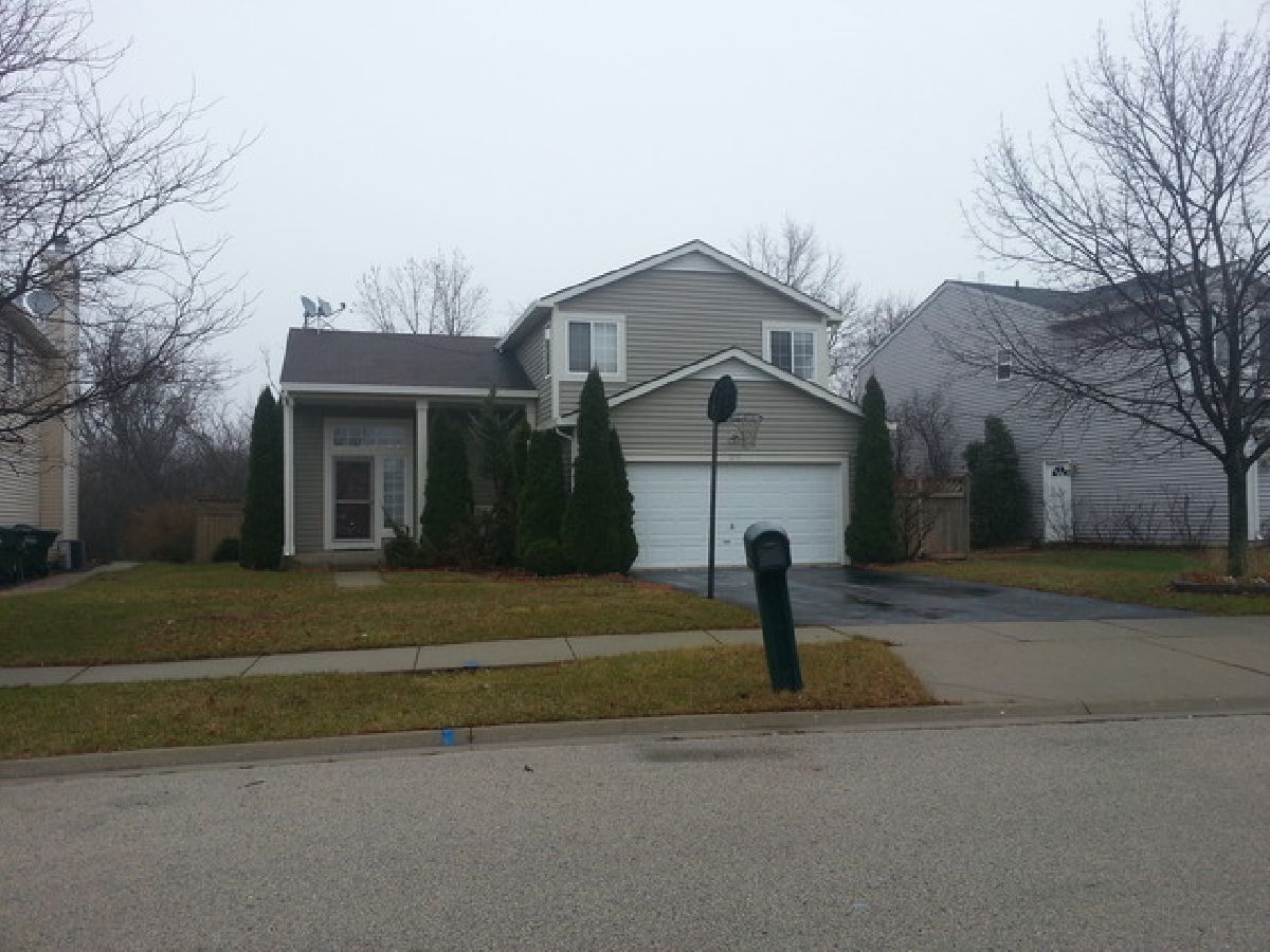 Homes & Townhomes & Condos Rented Pleasant Hill Waukegan Illinois, 1271 Elder