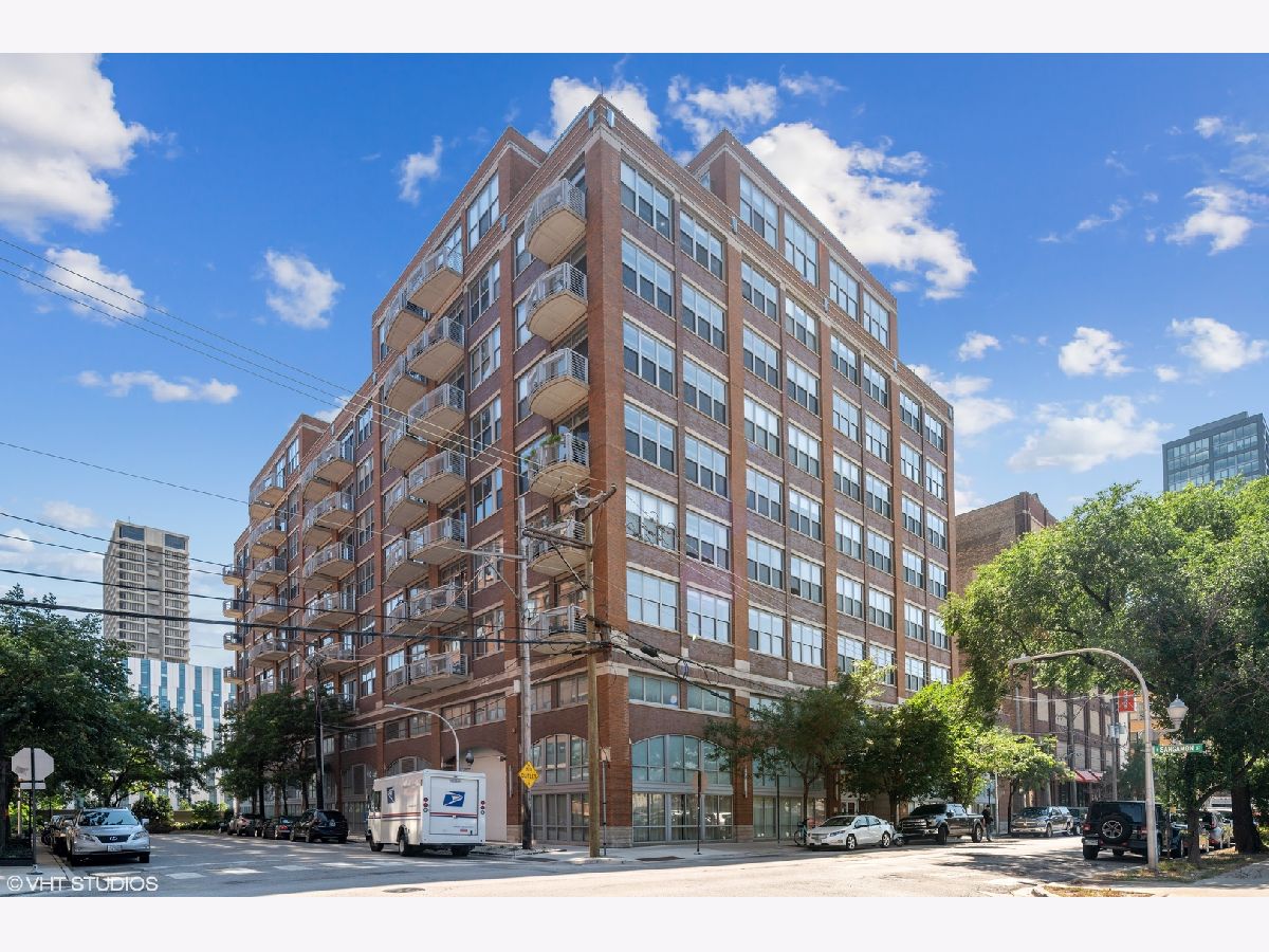 Condominiums Sold West Loop Condominiums Chicago Illinois, 933 Van Buren