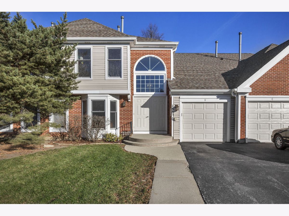 Condos & Townhomes Sold Fox Run Elk Grove Village Illinois, 1883 Fox Run