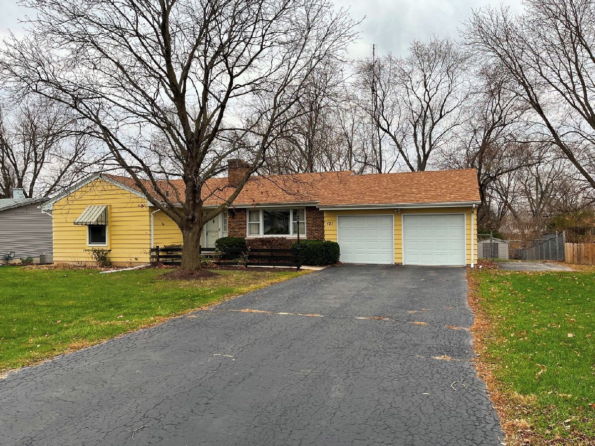 Homes Sold Cedar Glen Oswego Illinois, 121 Oaklawn