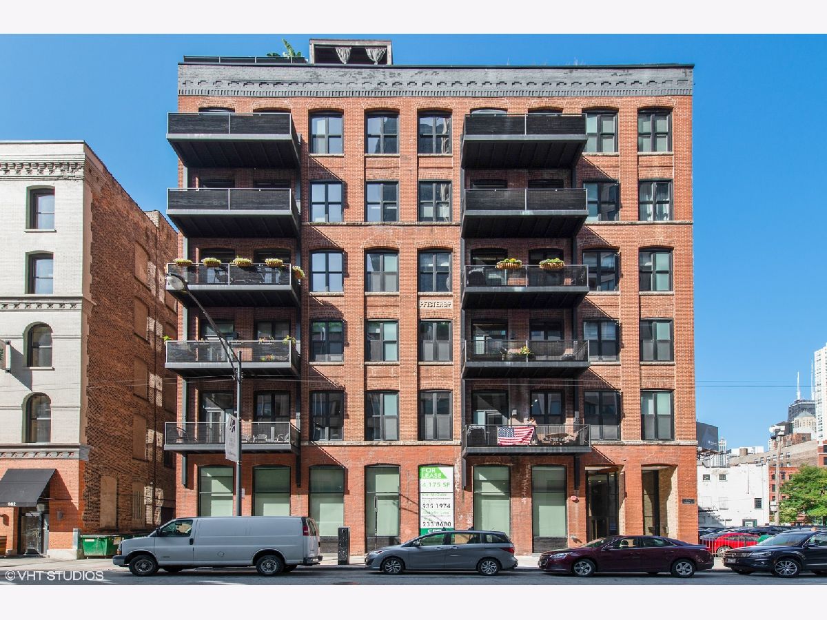 Condos & Townhomes Sold Lofts On West Hubbard Chicago Illinois, 154 Hubbard