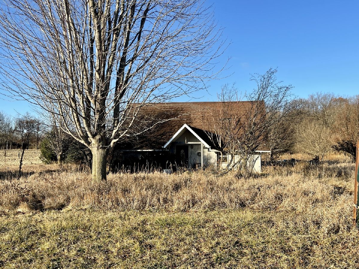  Sold Lacon Illinois, 907 Deer Run