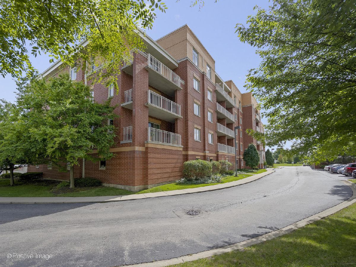 Condominiums Sold Oakview Estates Lombard Illinois, 500 Saint Charles