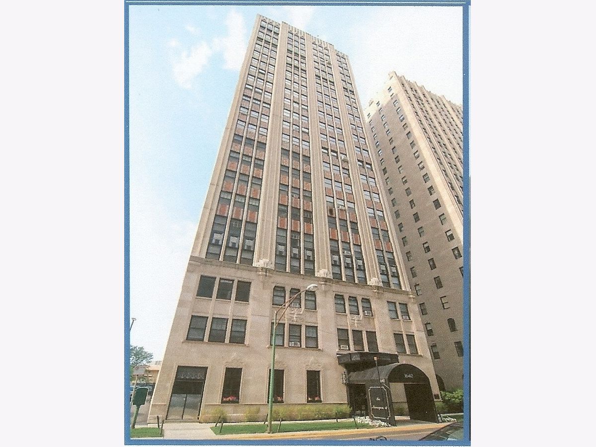 Condominiums Sold The Narragansett Chicago Illinois, 1640 50th