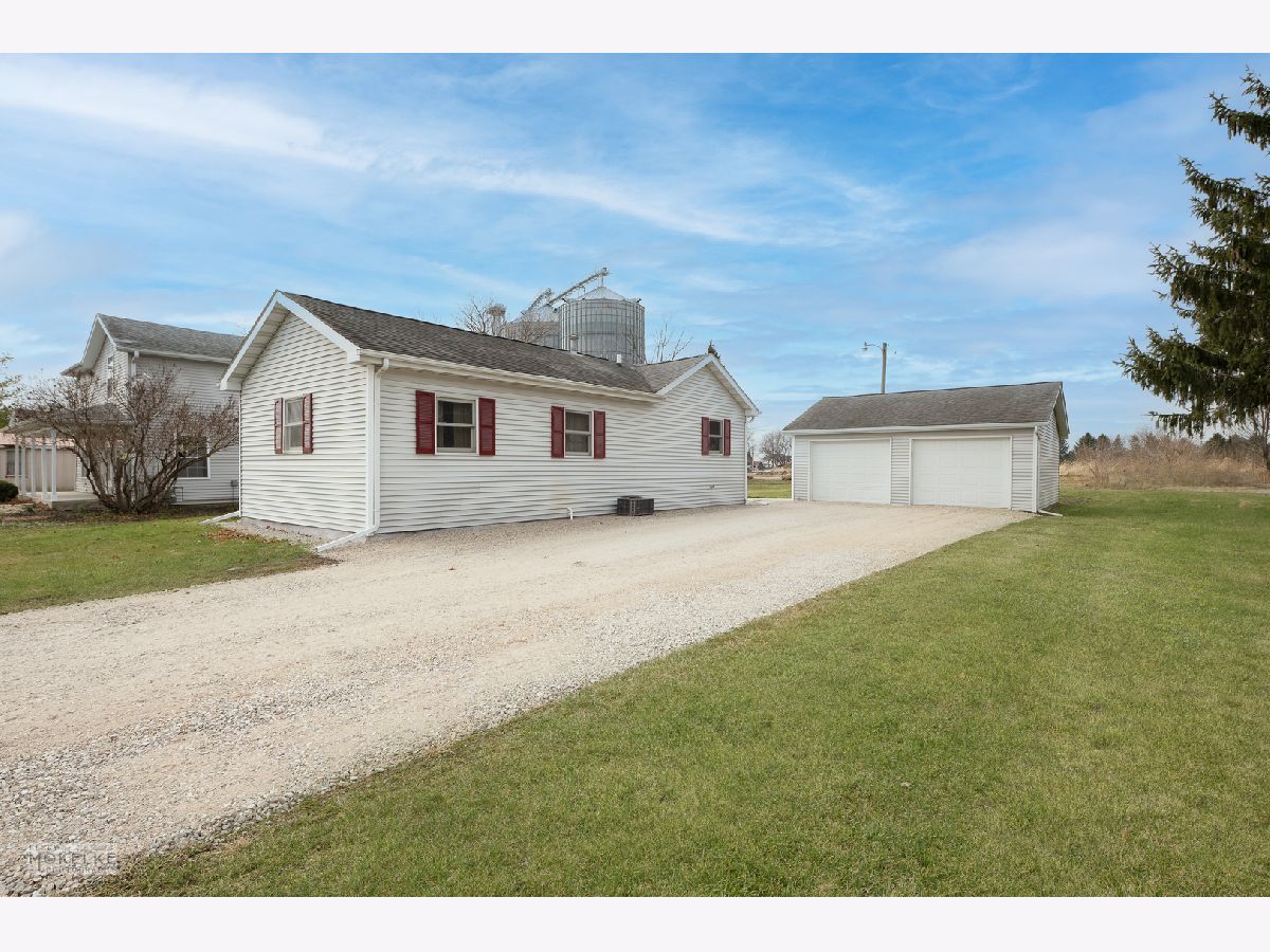  Sold Serena Illinois, 3825 2279th