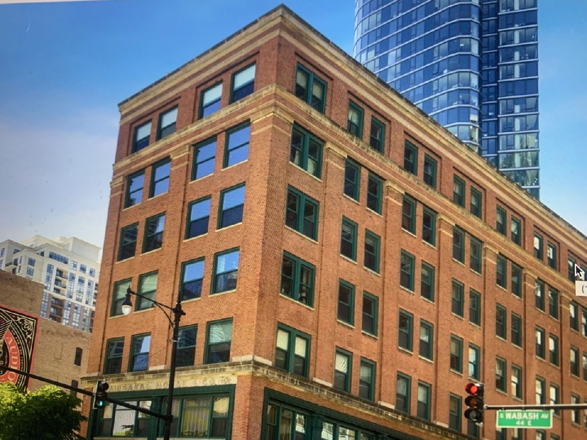 Condominiums Rented Fairbanks Lofts Chicago Illinois, 900 Wabash