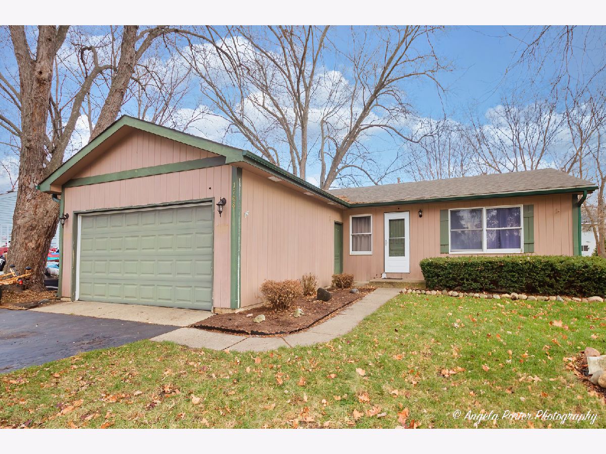 Homes Rented Lakeland Park Mchenry Illinois, 1708 Parklane