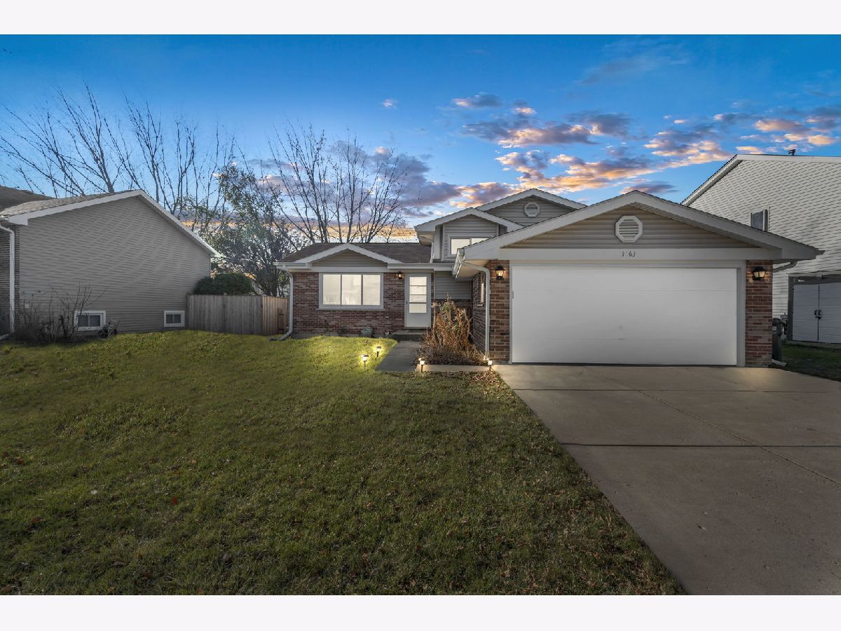 Homes Sold Meadow Lake Palatine Illinois, 1063 Olde Virginia