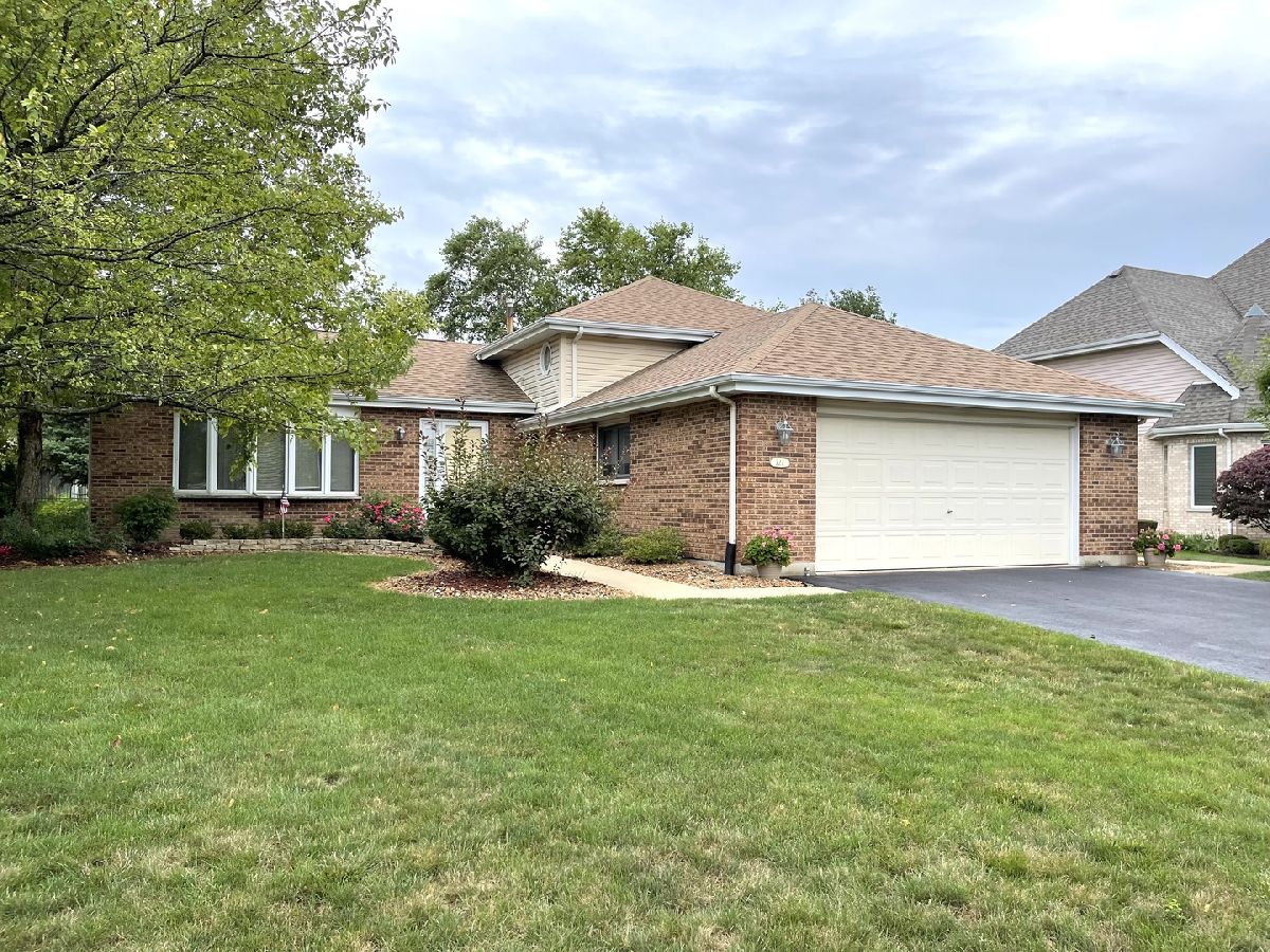 Homes & Townhomes Sold Wellington New Lenox Illinois, 722 Downing
