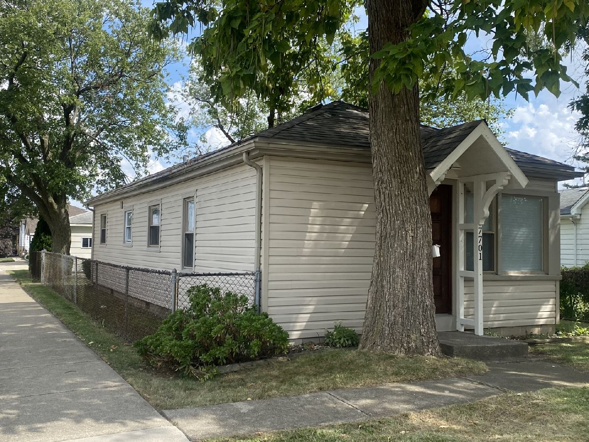 Homes Sold Barletts Burbank Illinois, 7701 Monitor