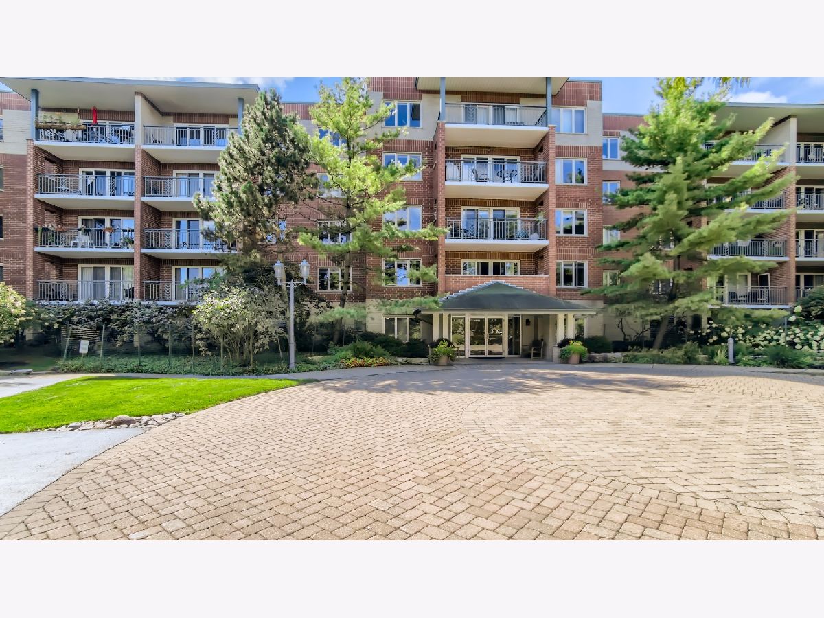 Condos & Townhomes Sold The Conservancy At North Park Village Chicago Illinois, 3900 Bryn Mawr