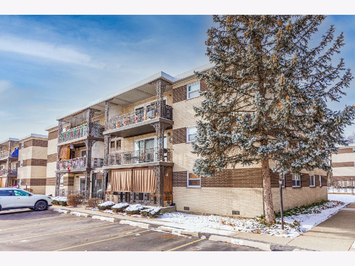 Condominiums Sold Villa Venice La Grange Illinois, 935 8th