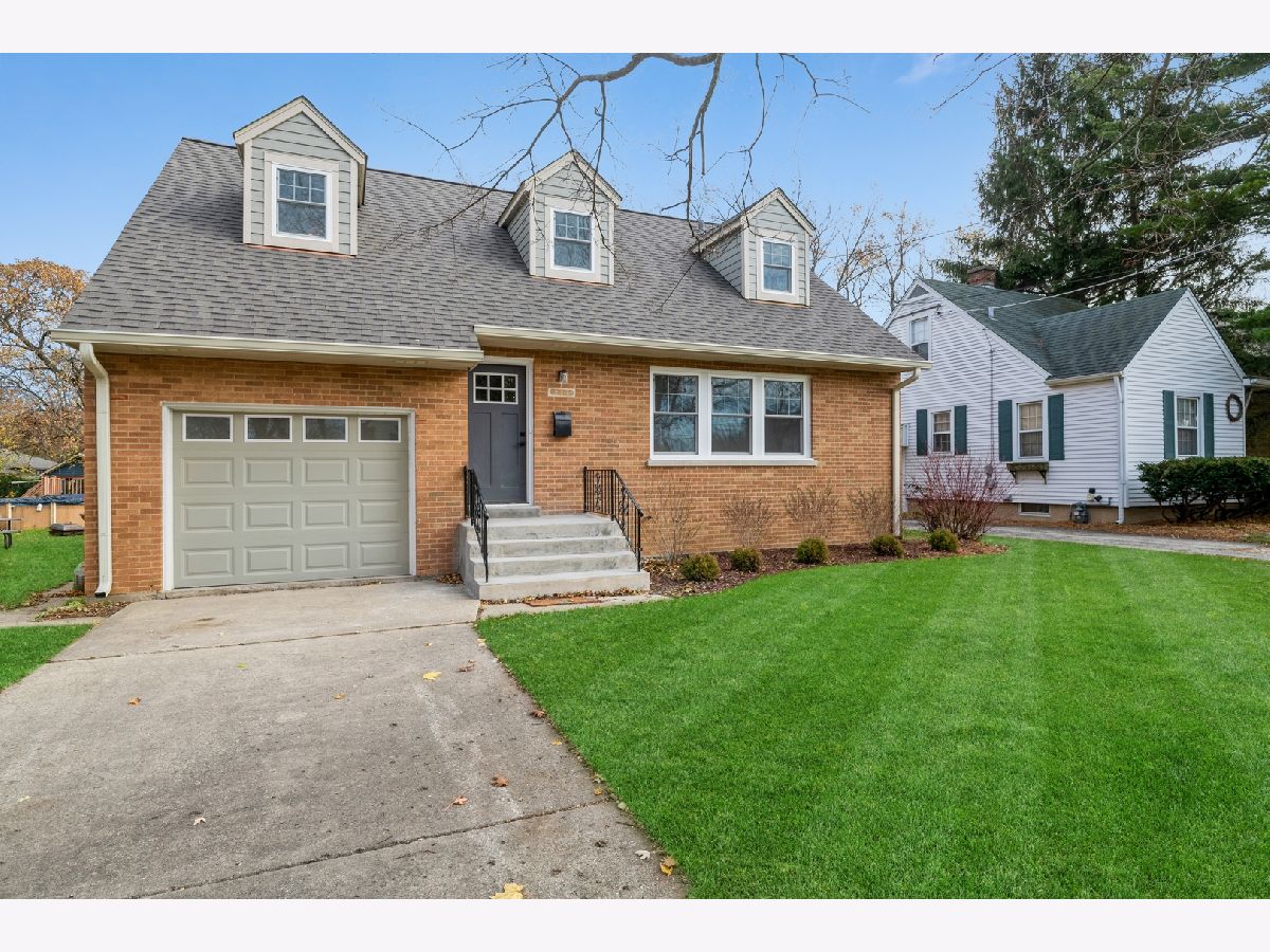 Homes Sold Heritage Grayslake Illinois, 237 Slusser