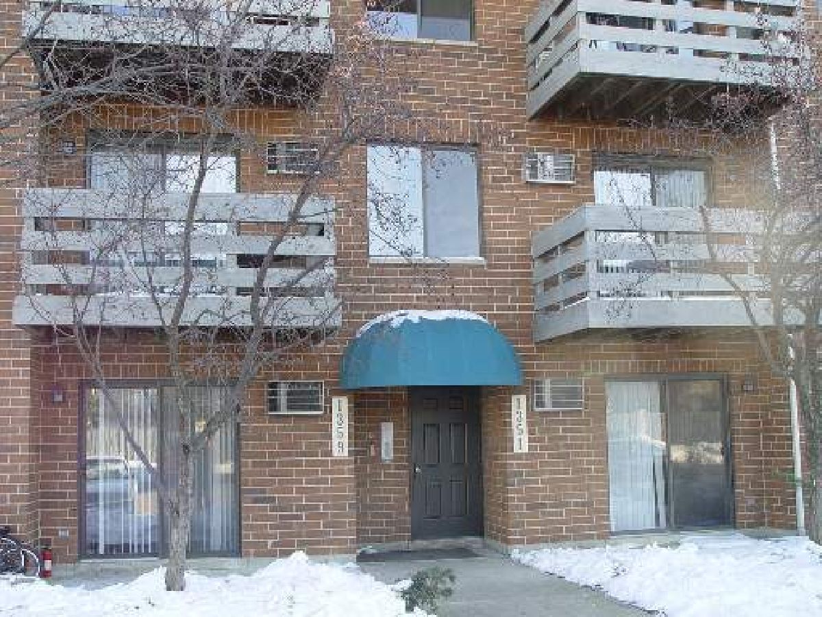 Condominiums Sold Beacon Cove Palatine Illinois, 1351 Winslowe