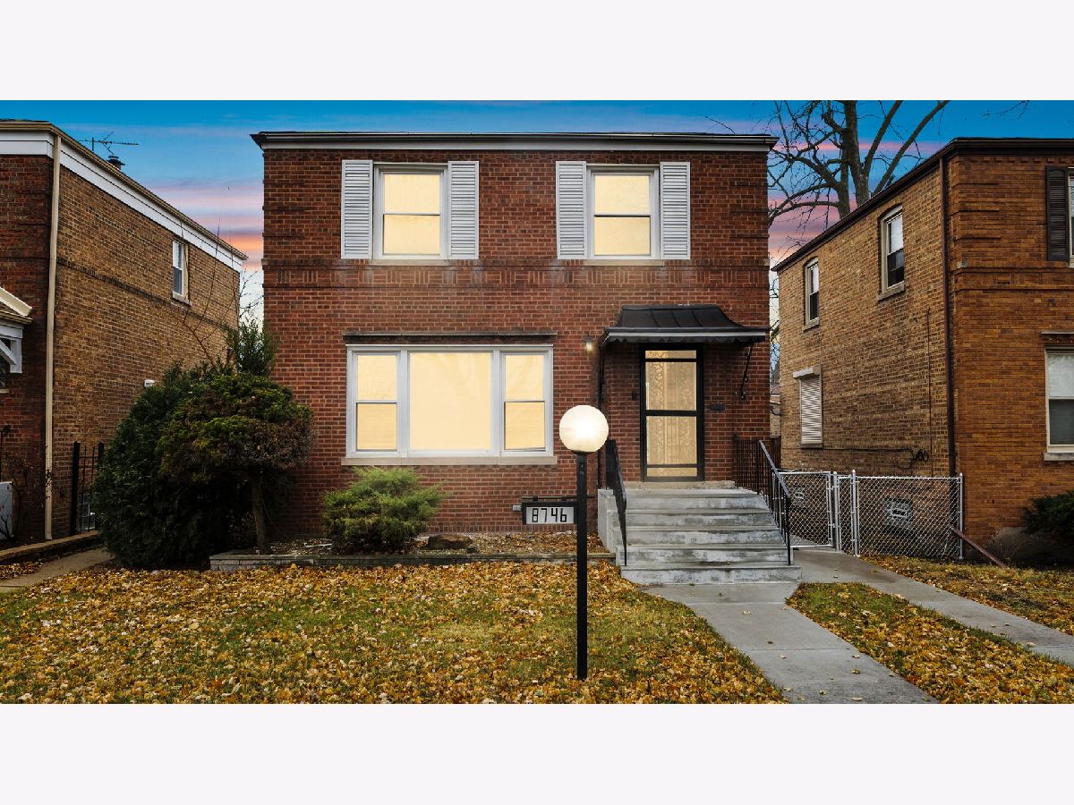 Homes Sold Pill Hill Valley Chicago Illinois, 8746 Dorchester