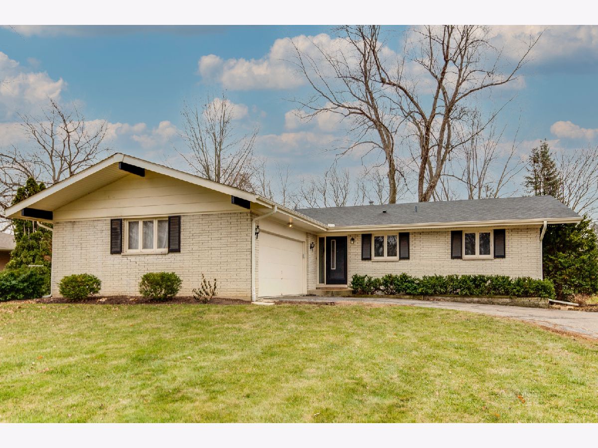 Homes Sold Countryside Manor Libertyville Illinois, 15395 Fair