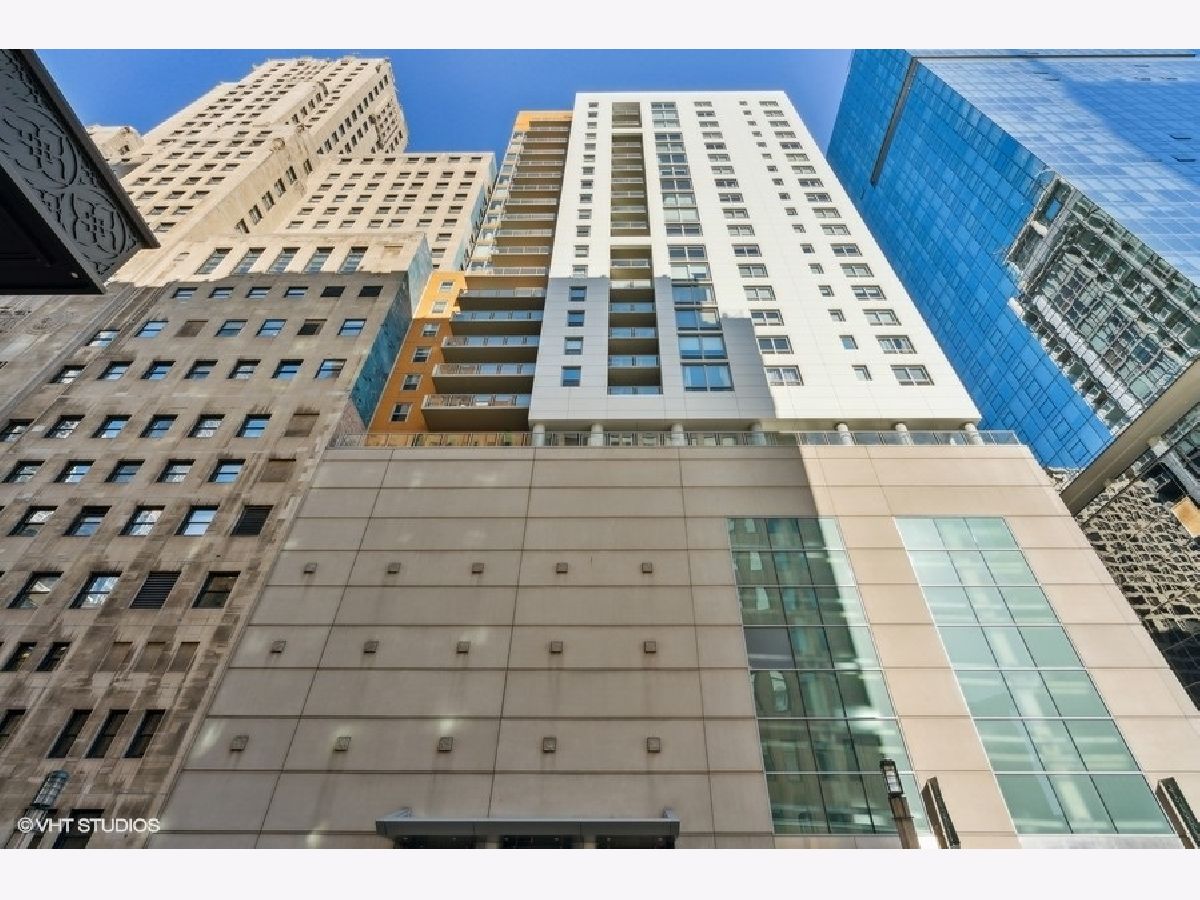 Condominiums Sold Avenue East Chicago Illinois, 160 Illinois