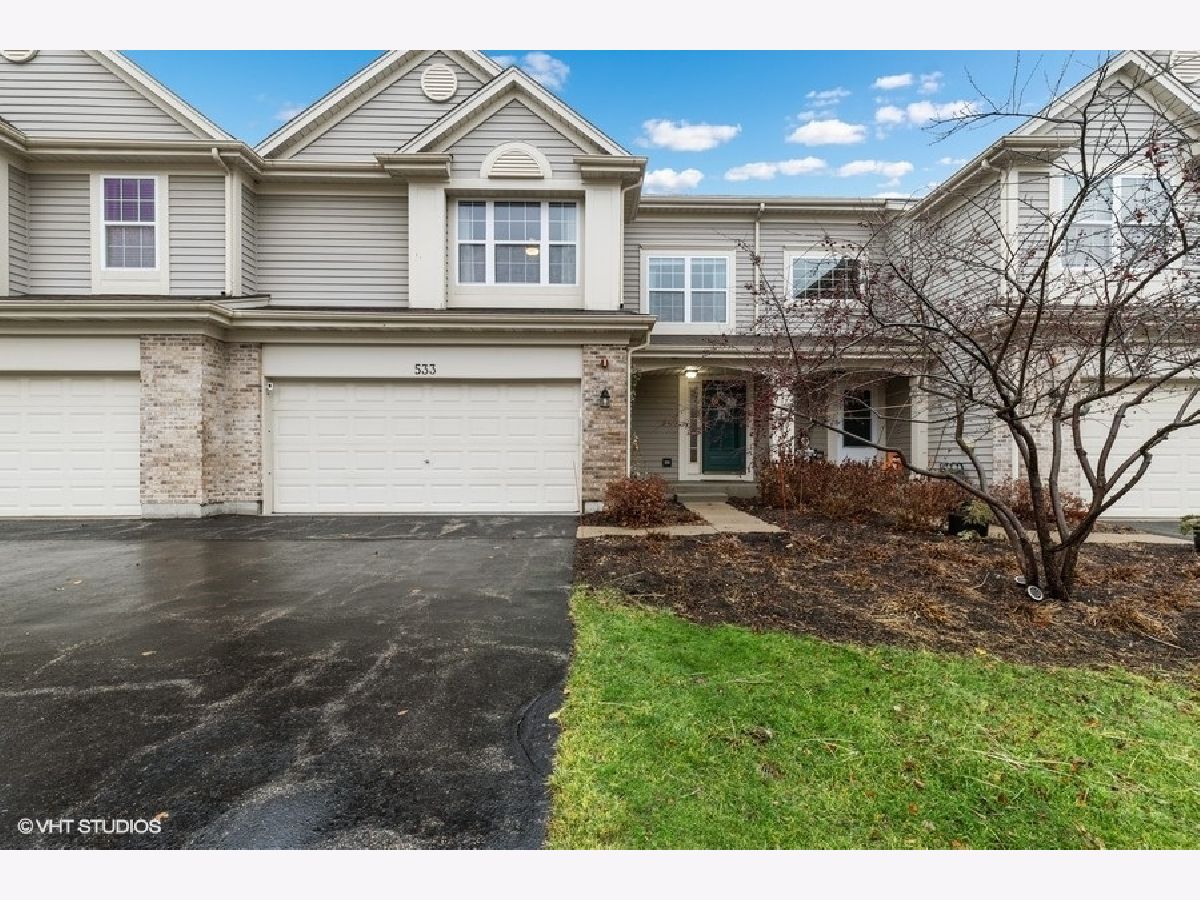 Townhomes & Condos & Homes Sold Holiday Park Fox Lake Illinois, 533 Blue Springs