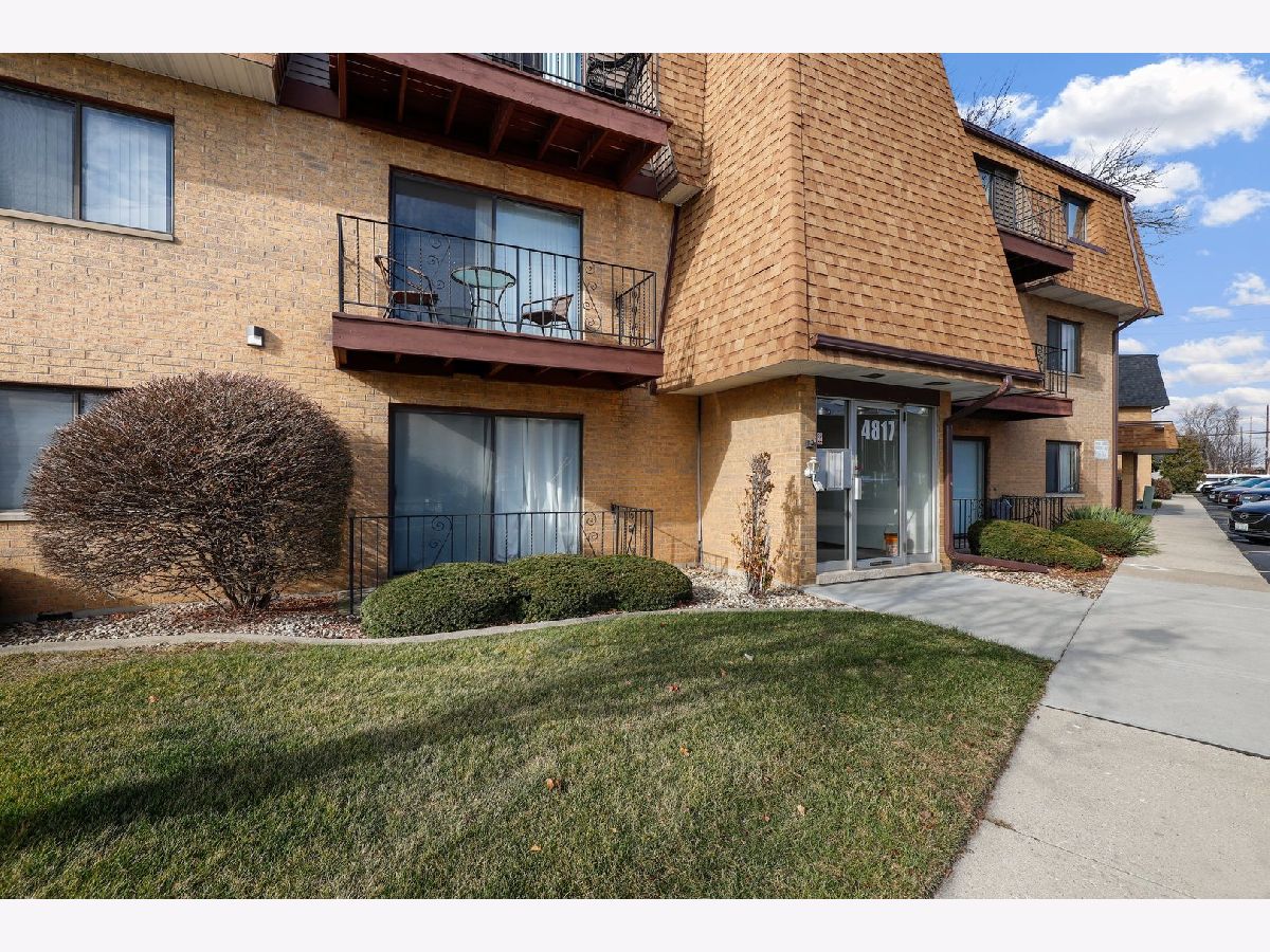 Condominiums Sold Cloister Oak Lawn Illinois, 4817 109th