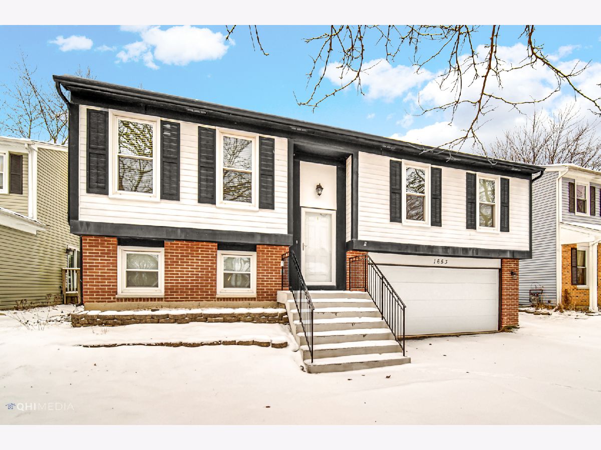 Homes Sold Hunters Run Aurora Illinois, 1653 Trafalgar