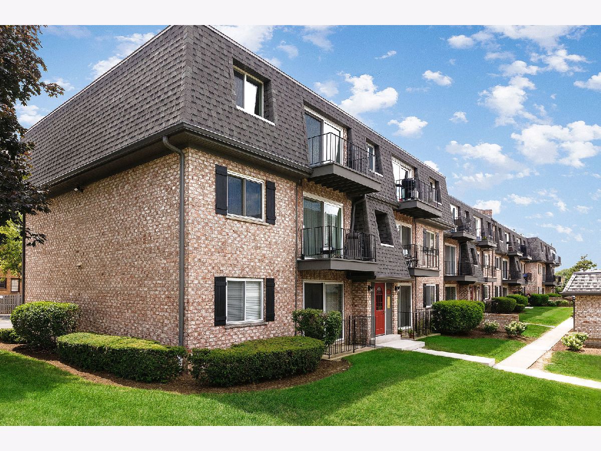 Condominiums Sold Plum Grove Condos Palatine Illinois, 912 Plum Grove
