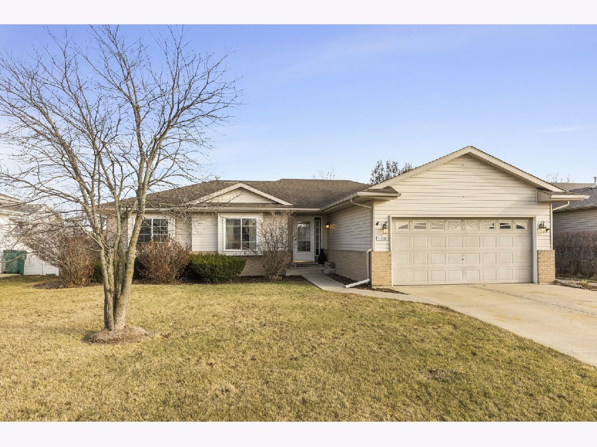 Homes Sold Cumberland South Joliet Illinois, 1308 Cumberland