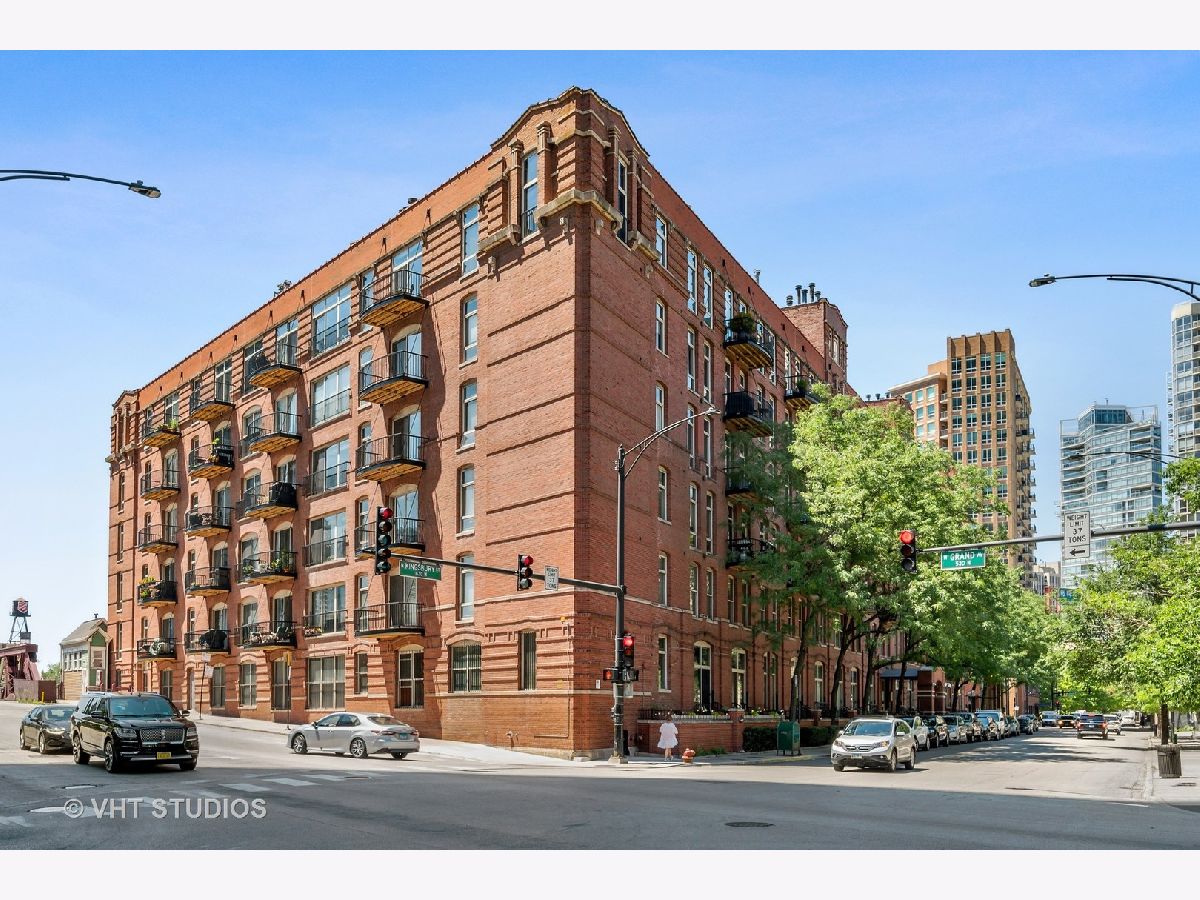 Condos & Townhomes Sold River Bank Lofts Chicago Illinois, 550 Kingsbury