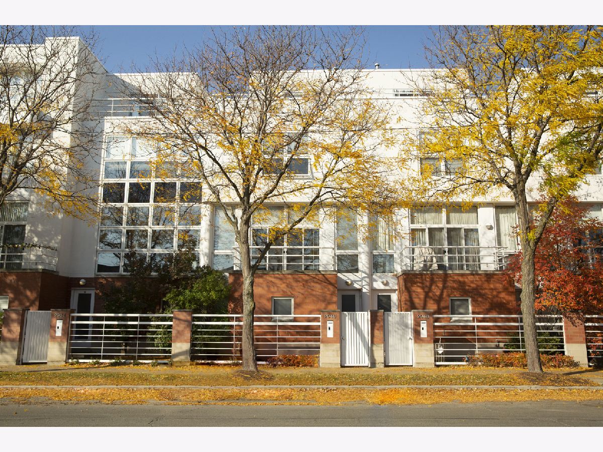Townhomes & Homes Sold Wellington Park Chicago Illinois, 2946 Paulina