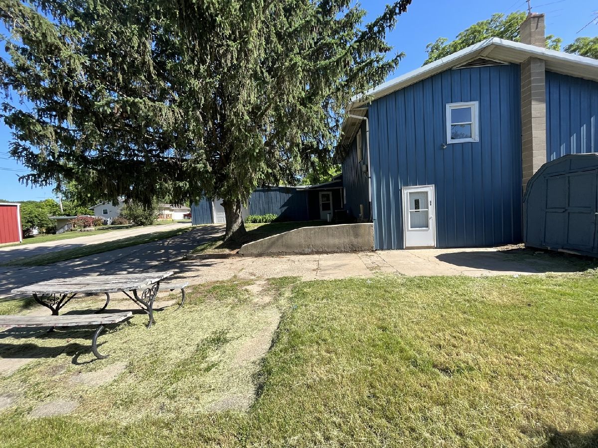  Rented Wedron Illinois, 3464 2062nd