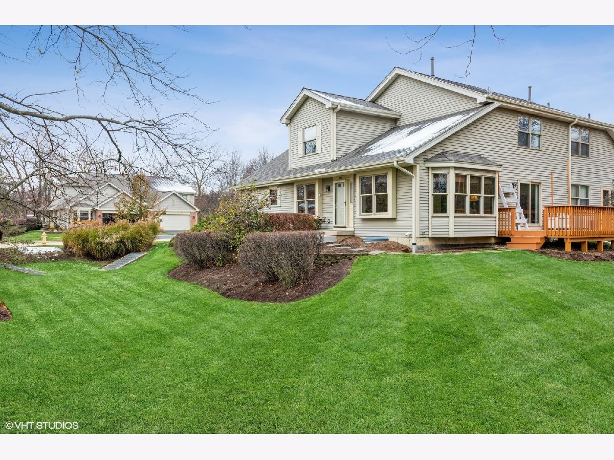 Townhomes Sold Woodboro West Chicago Illinois, 233 Woodboro